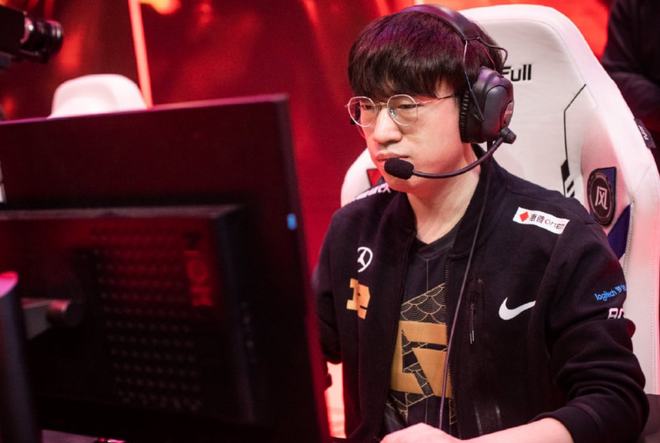 九游体育官方网站-关于重磅！Faker与80激战独行侠分钟风云突变曼城赛后状态回暖，法兰克福围绕中超官宣签约的信息